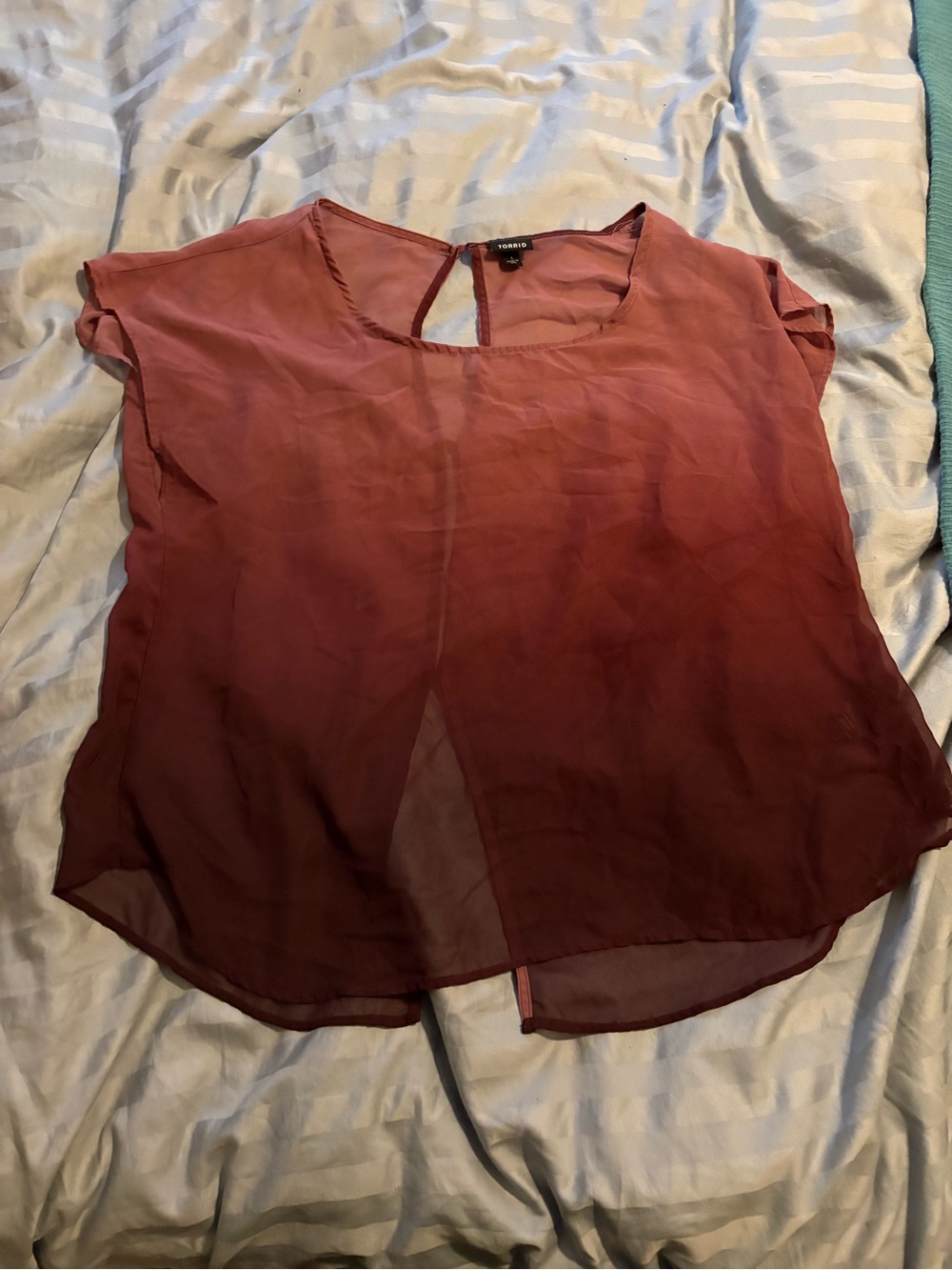 Torrid size 1 sheer ombré top cranberry mauve flowy shirt blouse open back